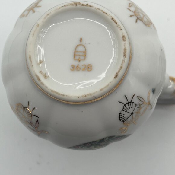 Vintage Royal‎ Vienna Porcelain Tea Cup And Saucer. Gold Bindenschild marked - Picture 9 of 10
